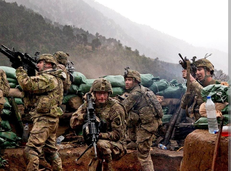 പാകിസ്ഥാനും അഫ്ഗാനിസ്ഥാനും തമ്മിൽ രൂക്ഷമായ പോരാട്ടം തുടരുന്നു