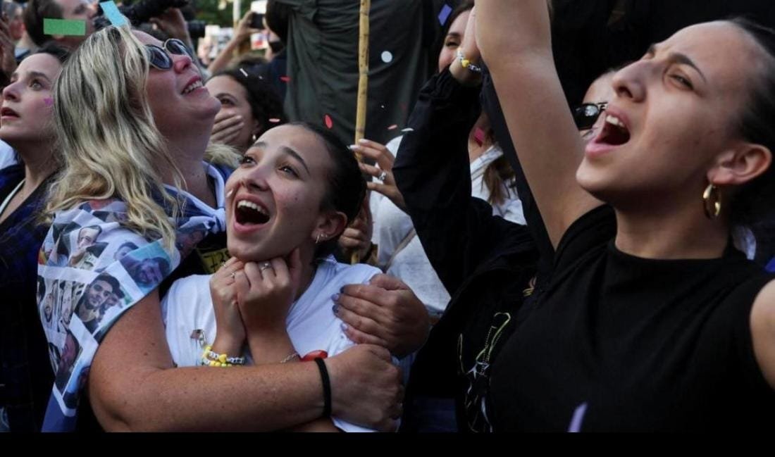 ഹമാസിന്റെ തടവിലുള്ള ജീവനോടെയിരിക്കുന്ന 20 ബന്ദികളെയും ഹമാസ് കൈമാറിയതായി ഇസ്രായേൽ സൈന്യം സ്ഥിരീകരിച്ചു.