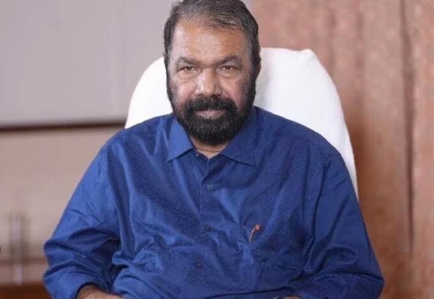 കൊച്ചിയിലെ ഹിജാബ് വിവാദത്തിൽ സ്കൂളിന് വിദ്യാഭ്യാസ മന്ത്രിയുടെ മുന്നറിയിപ്പ്