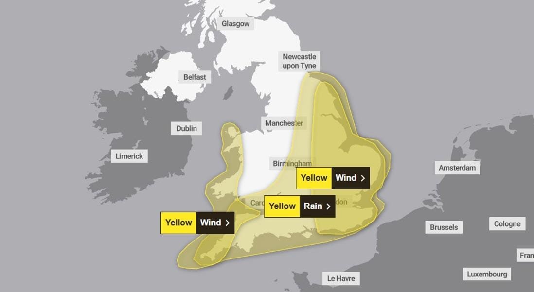 യുകെ മുഴുവൻ ശക്തമായ കാറ്റും കനത്ത മഴയും ഉണ്ടാവുമെന്ന് മെറ്റ് ഓഫീസിന്റെ മുന്നറിയിപ്പ്