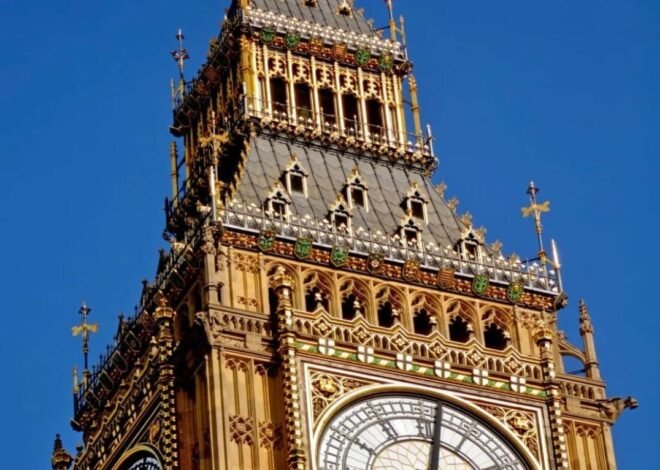 ഇംഗ്ലണ്ടിൽ ഈ വർഷം വേനൽക്കാലം ഔദ്യോഗികമായി അവസാനിച്ചു ക്ലോക്കുകൾ ഒരു മണിക്കൂർ പിന്നോട്ടാക്കി