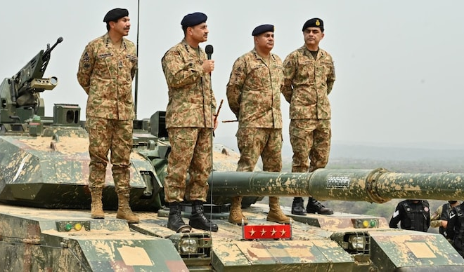 പാകിസ്ഥാൻ സൈനിക മേധാവിയുടെ മുന്നറിയിപ്പ്: ആണവ അന്തരീക്ഷത്തിൽ യുദ്ധത്തിന് സ്ഥാനമില്ല