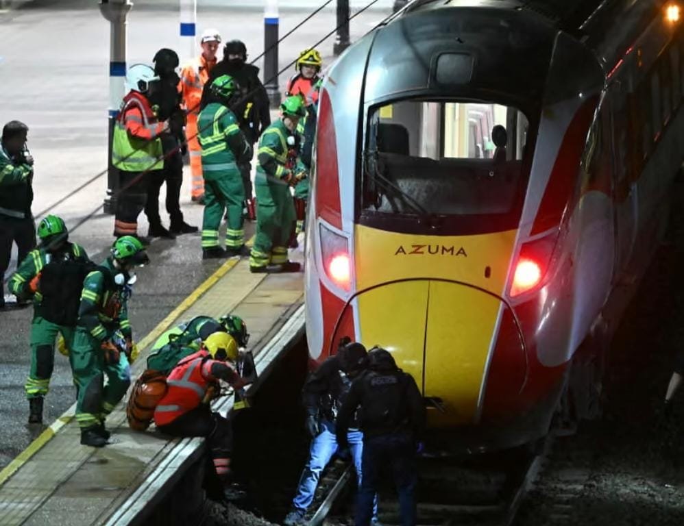 യൂകെയിലെ കാംബ്രിഡ്ഷെയറിലെ ട്രെയിനിൽ കുത്തേറ്റ് ഒമ്പത് പേർ ഗുരുതരാവസ്ഥയിൽ;