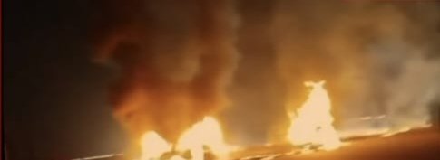 കർണാടകയിലെ ചിത്രദുർഗ ജില്ലയിൽ പുലർച്ചെ സ്വകാര്യ സ്ലീപ്പർ ബസും ട്രക്കും കൂട്ടിയിടിച്ച് ഉണ്ടായ അപകടത്തിൽ കുറഞ്ഞത് 17പേർ വെന്ത് മരിച്ചു