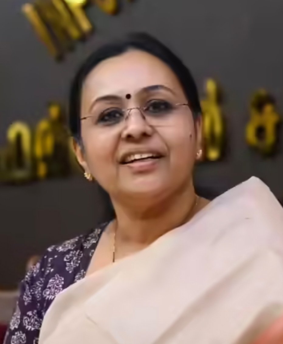 കണ്ണൂരിൽ കെഎസ്യു പ്രതിഷേധത്തിനിടെ ആരോഗ്യമന്ത്രി വീണാ ജോർജിന് പരിക്കേറ്റു.