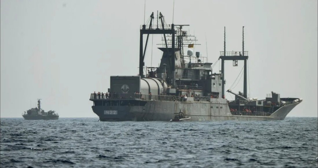 കൊച്ചിയിൽ അഭയം തേടി എത്തിയ ഇറാൻ കപ്പൽ ചിത്രീകരിക്കാൻ എത്തിയ മാധ്യമപ്രവർത്തകരെ അറസ്റ്റ് ചെയ്തു