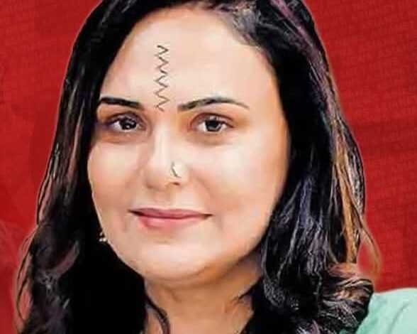 മന്ത്രി ഗണേഷ് കുമാർ ഭാര്യയെ വിളിച്ച് ക്ഷമാപണം നടത്തിയതായി ബിന്ദു മേനോൻ അറിയിച്ചു.ഇനി കേസുമായി മുന്നോട്ടില്ലെന്ന് അറിയിച്ചു