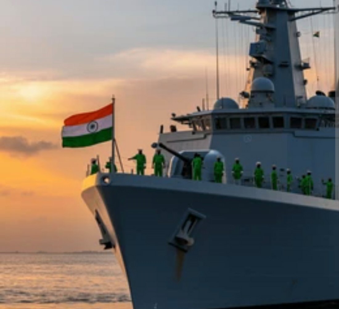 40,000 മെട്രിക് ടൺ LPG-യുമായി ഇന്ത്യൻ കപ്പൽ ഹോർമുസ് കടന്നു; അകമ്പടി നൽകി ഇന്ത്യൻ നാവികസേന